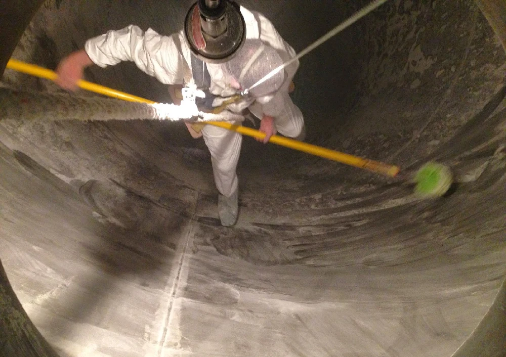 شركة تنظيف خزانات بالدمام والخبر والقطيف والظهران | شركة امواج كلين